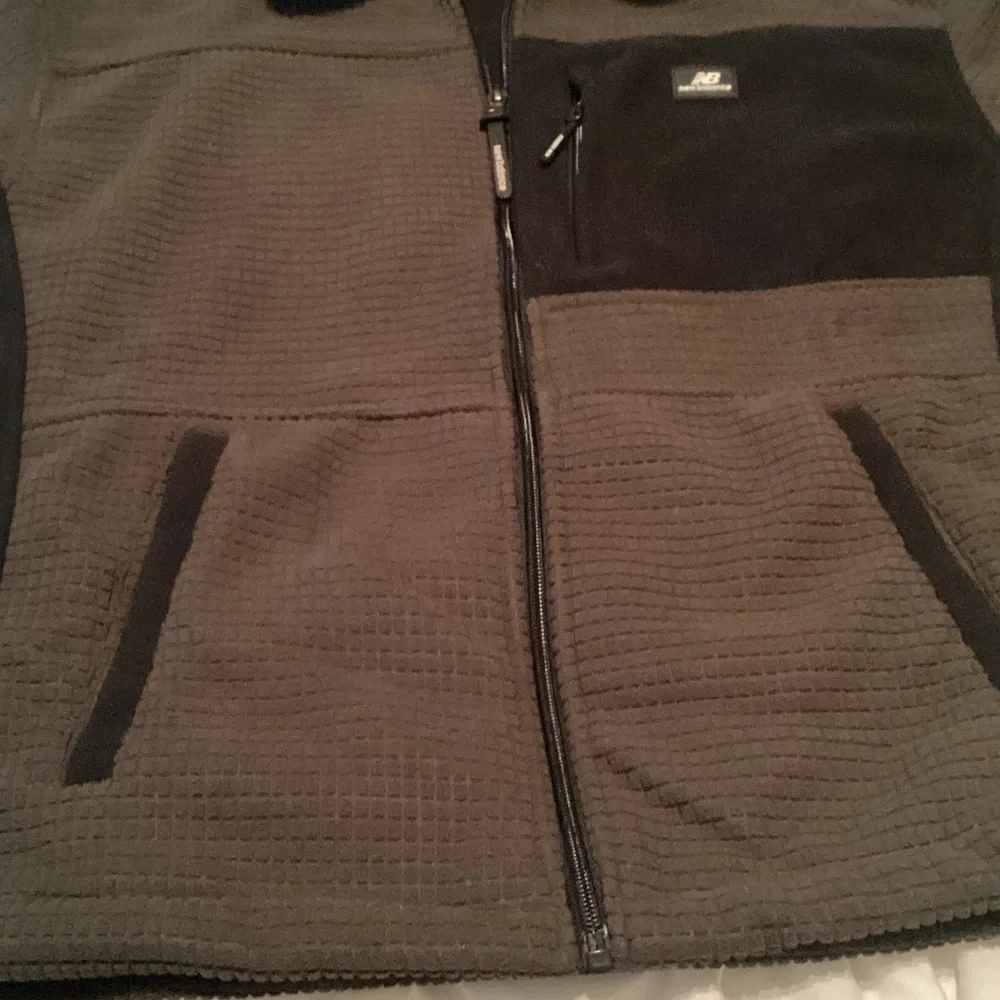 New Balance Men's Brown and Black Full-Zip Waffle Fleece Jacket